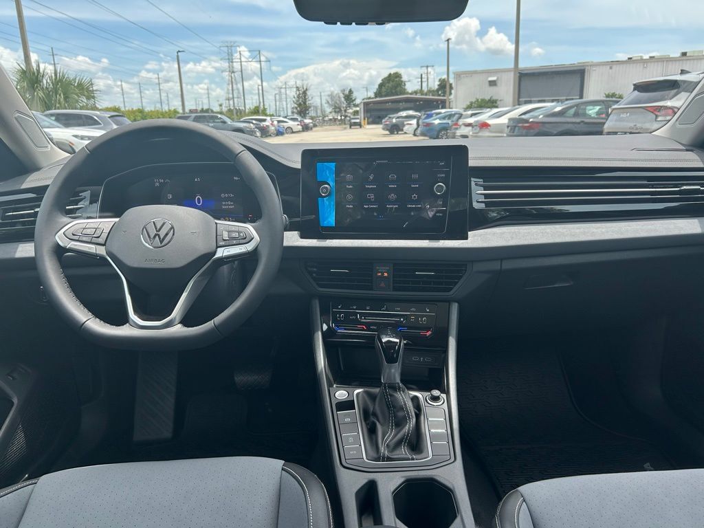 2025 Volkswagen Jetta 1.5T SE Tampa FL