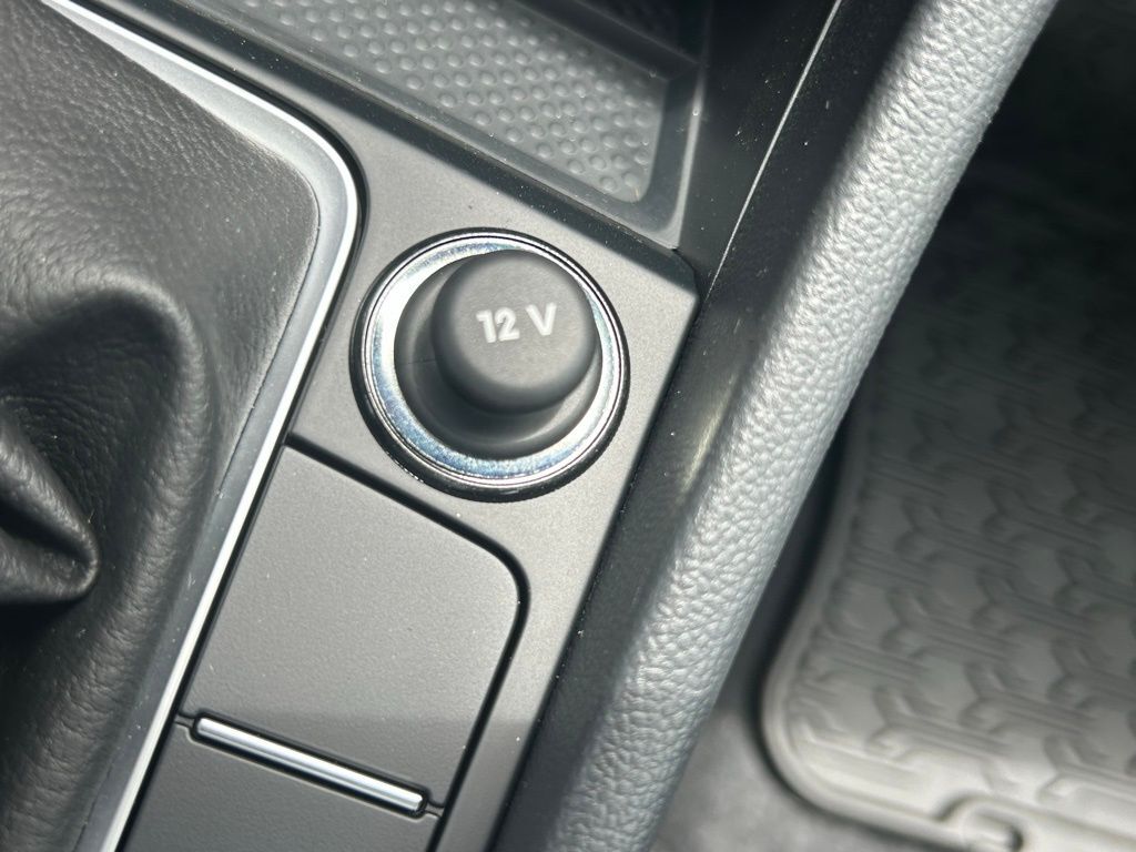 2025 Volkswagen Jetta 1.5T SE Tampa FL