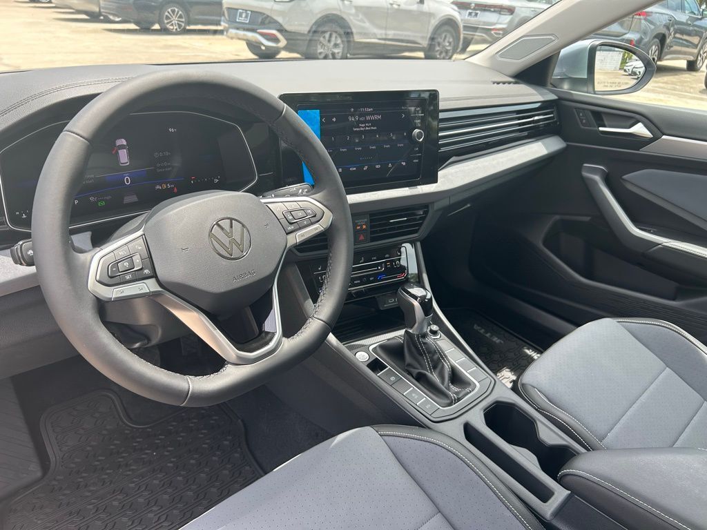 2025 Volkswagen Jetta 1.5T SE Tampa FL