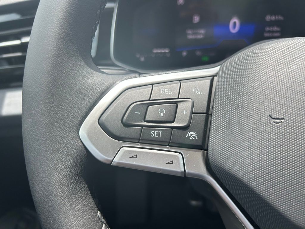2025 Volkswagen Jetta 1.5T SE Tampa FL