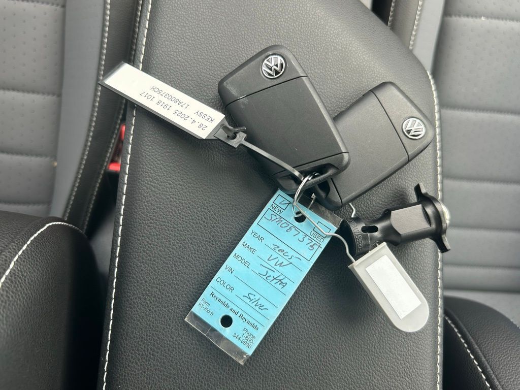 2025 Volkswagen Jetta 1.5T SE Tampa FL