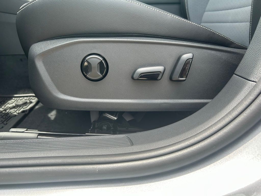 2025 Volkswagen Jetta 1.5T SE Tampa FL