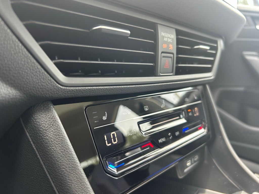 2025 Volkswagen Jetta 1.5T SE Tampa FL