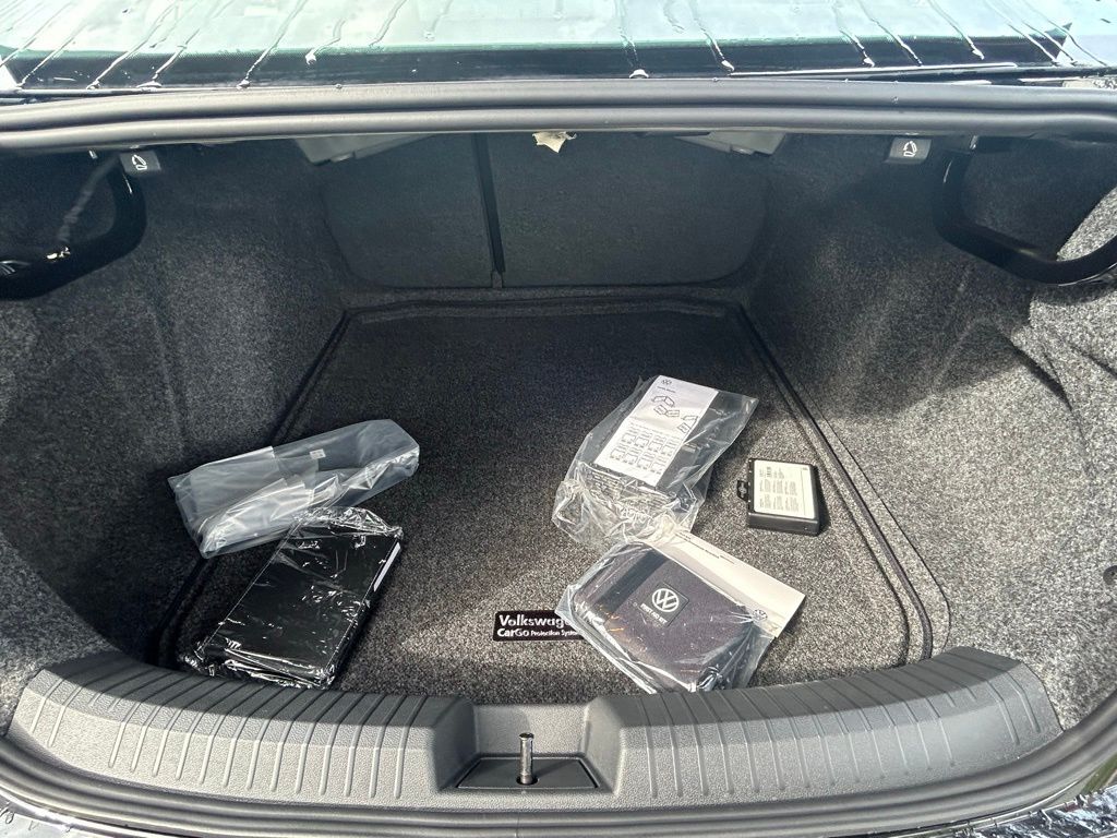 2025 Volkswagen Jetta 1.5T SE Tampa FL