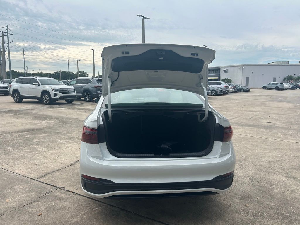 2025 Volkswagen Jetta 1.5T SE Tampa FL