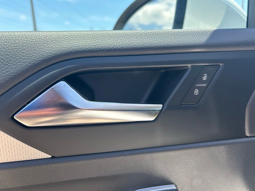 2025 Volkswagen Jetta 1.5T SE Tampa FL