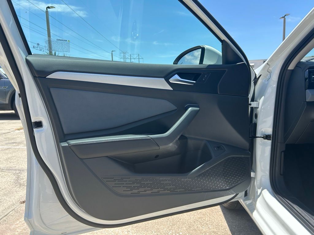 2025 Volkswagen Jetta 1.5T SE Tampa FL