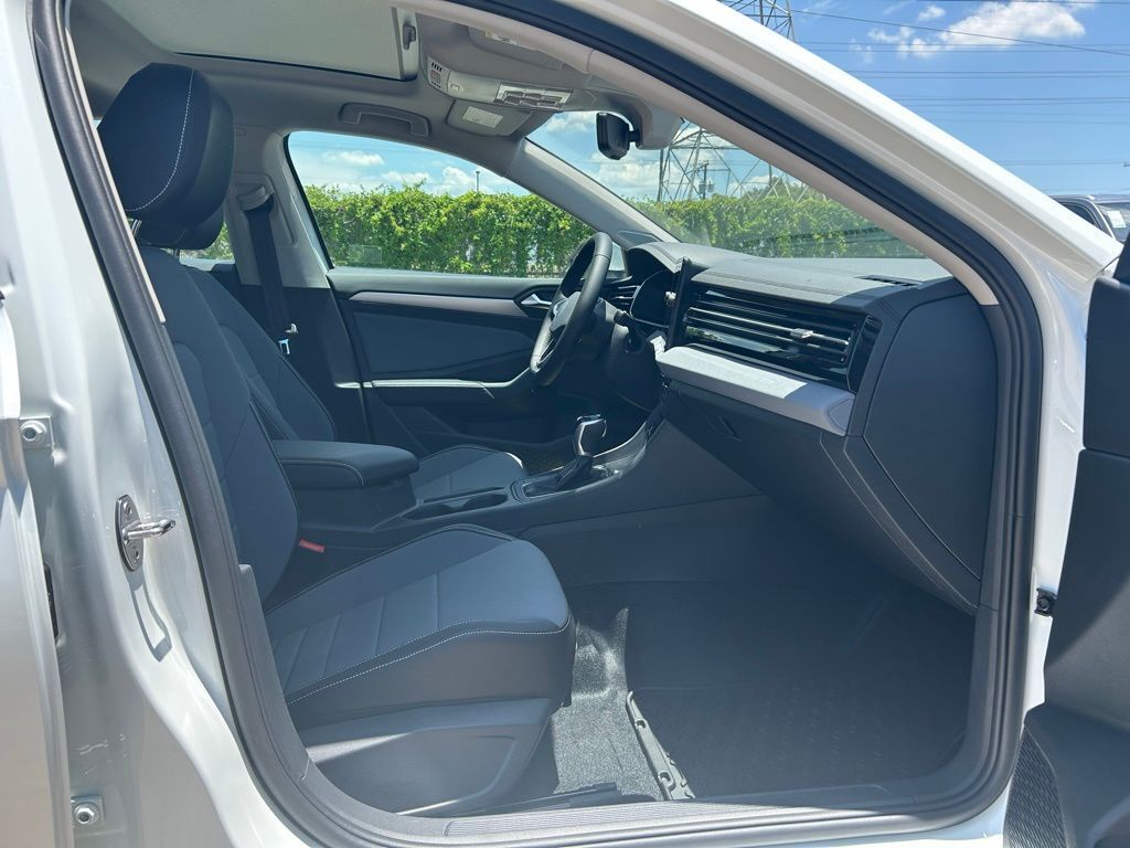 2025 Volkswagen Jetta 1.5T SE Tampa FL