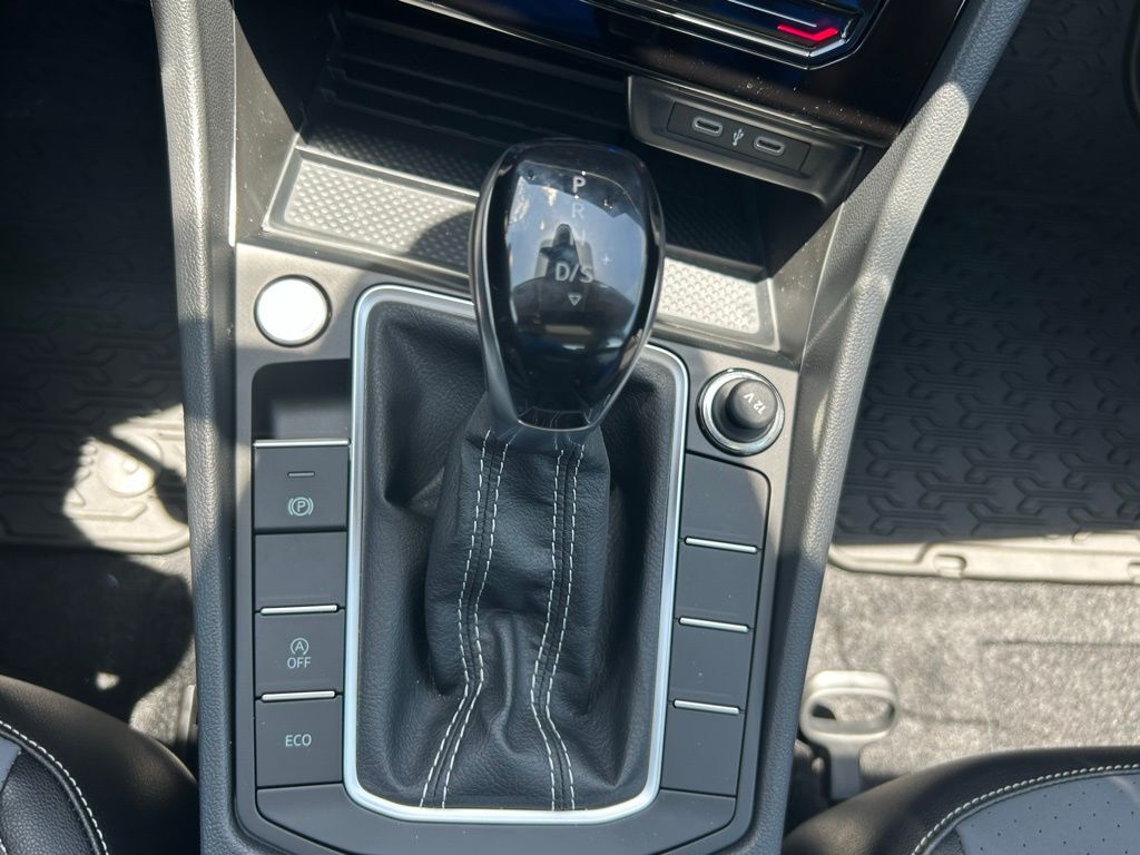 2025 Volkswagen Jetta 1.5T SE Tampa FL