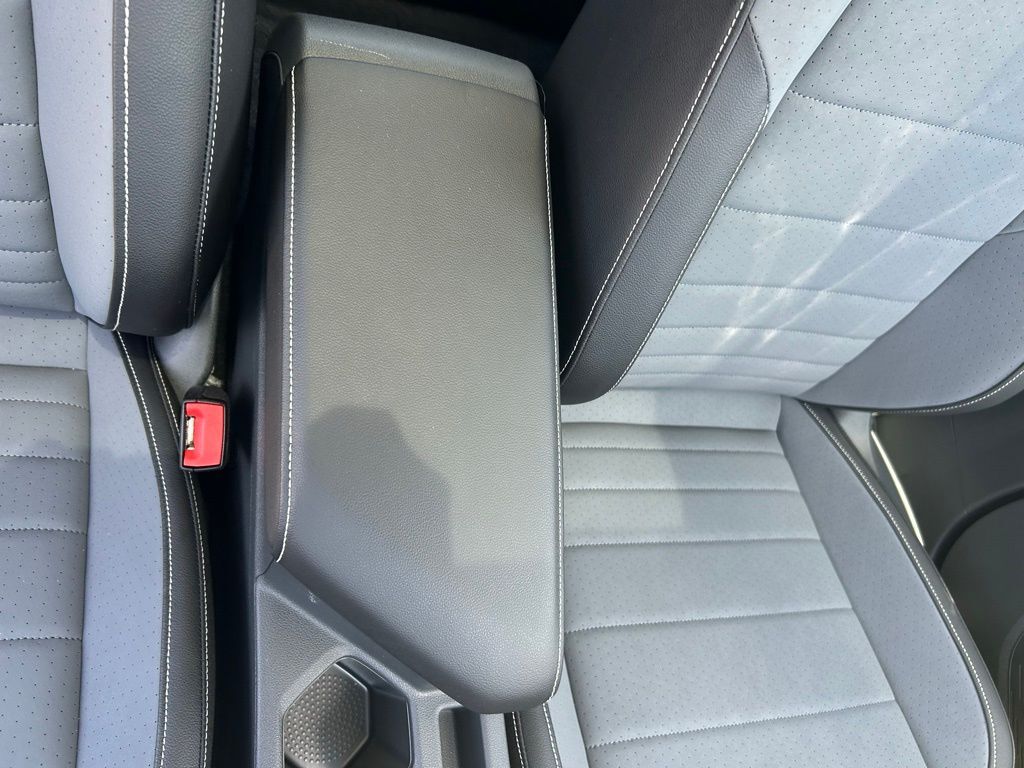 2025 Volkswagen Jetta 1.5T SE Tampa FL