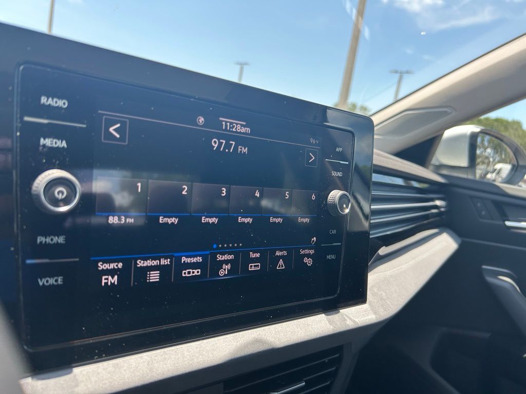 2025 Volkswagen Jetta 1.5T SE Tampa FL