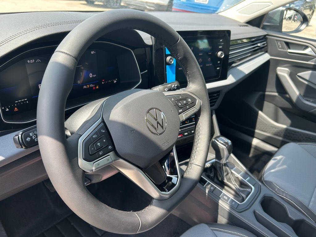 2025 Volkswagen Jetta 1.5T SE Tampa FL