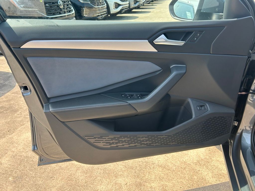 2025 Volkswagen Jetta 1.5T SE Tampa FL