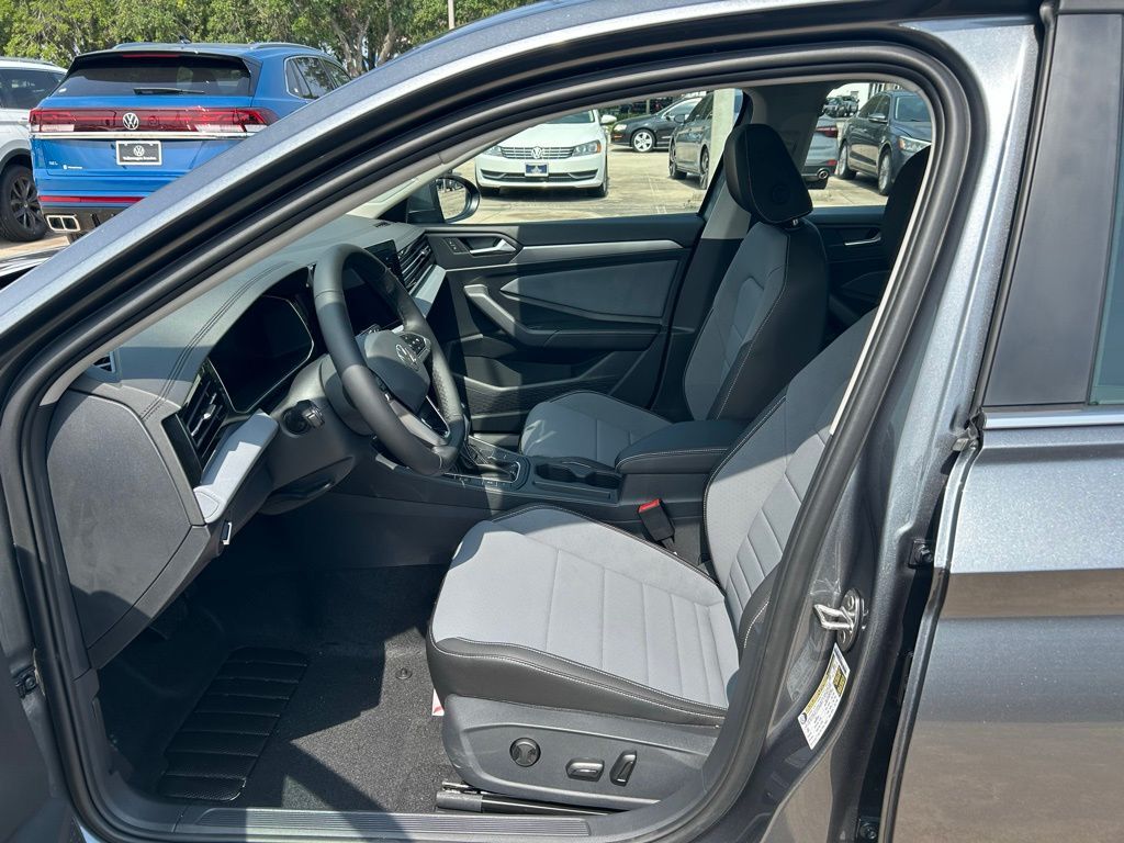 2025 Volkswagen Jetta 1.5T SE Tampa FL