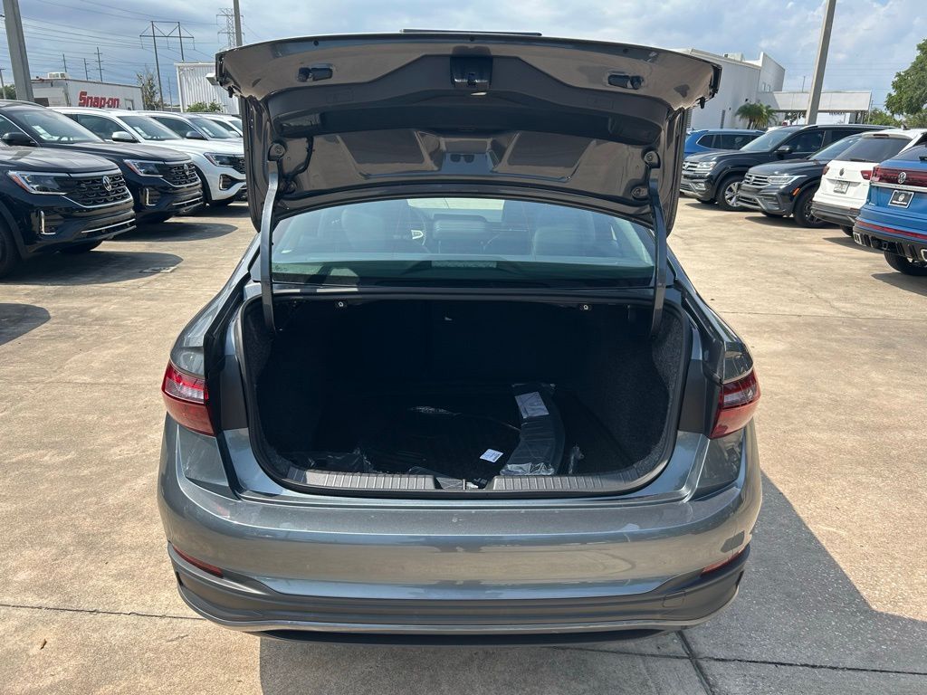 2025 Volkswagen Jetta 1.5T SE Tampa FL
