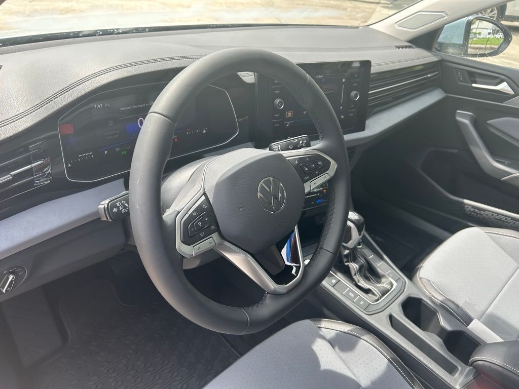 2025 Volkswagen Jetta 1.5T SE Tampa FL
