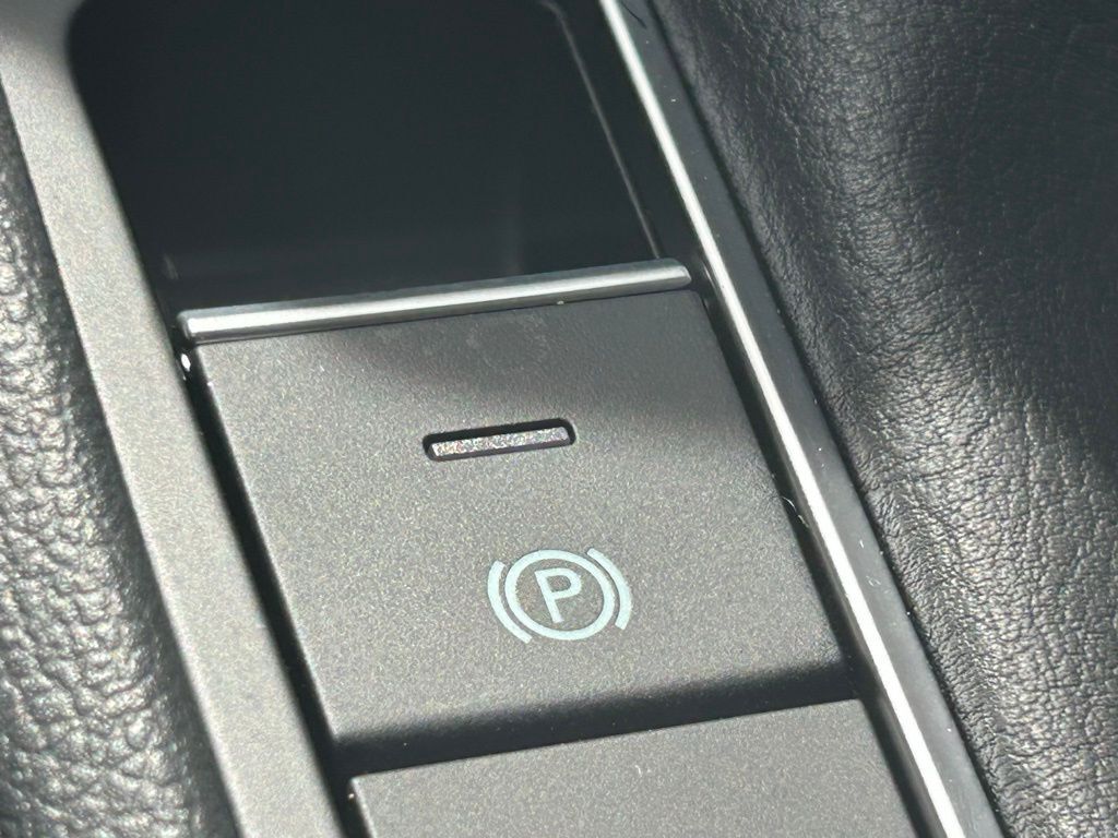 2025 Volkswagen Jetta 1.5T SE Tampa FL