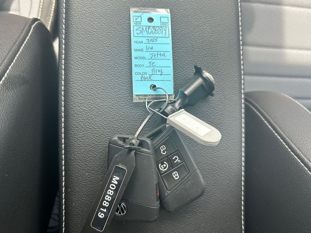 2025 Volkswagen Jetta 1.5T SE Tampa FL