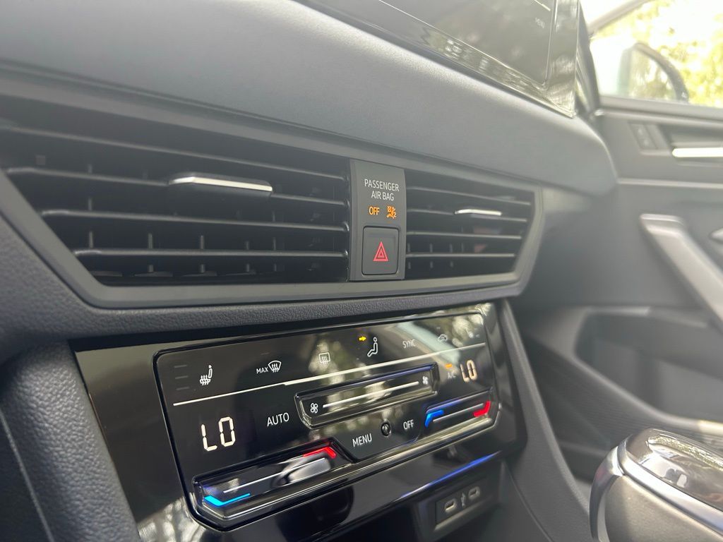 2025 Volkswagen Jetta 1.5T SE Tampa FL