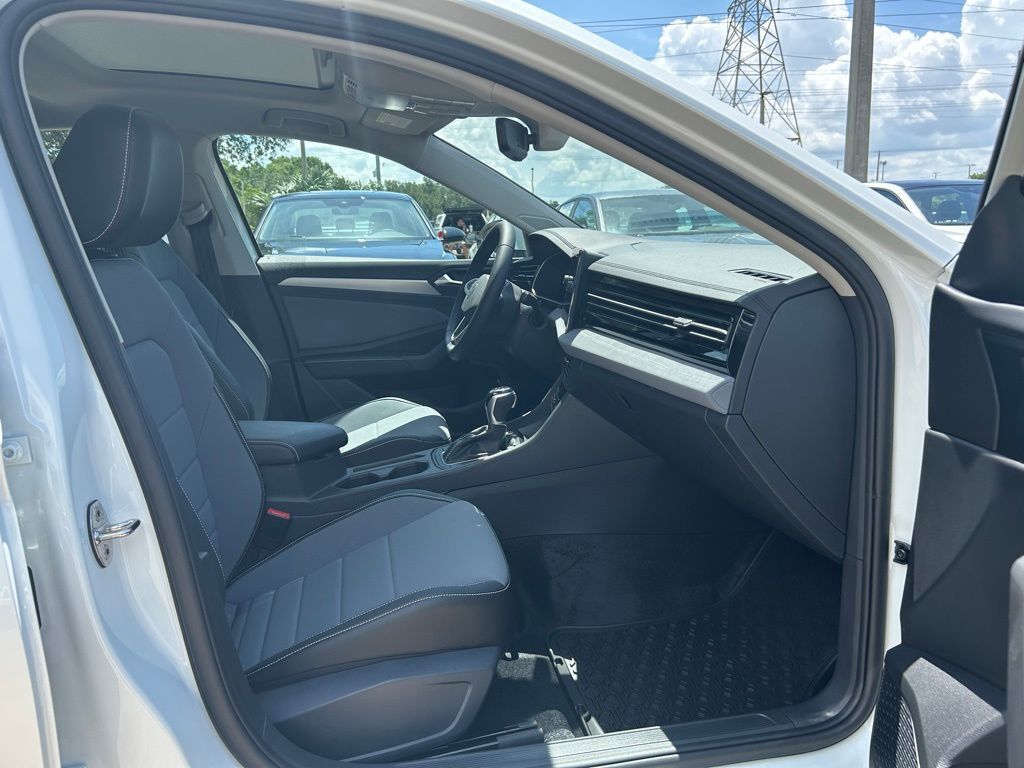 2025 Volkswagen Jetta 1.5T SE Tampa FL