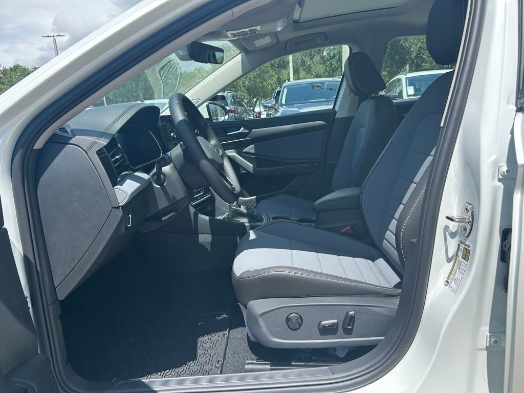 2025 Volkswagen Jetta 1.5T SE Tampa FL