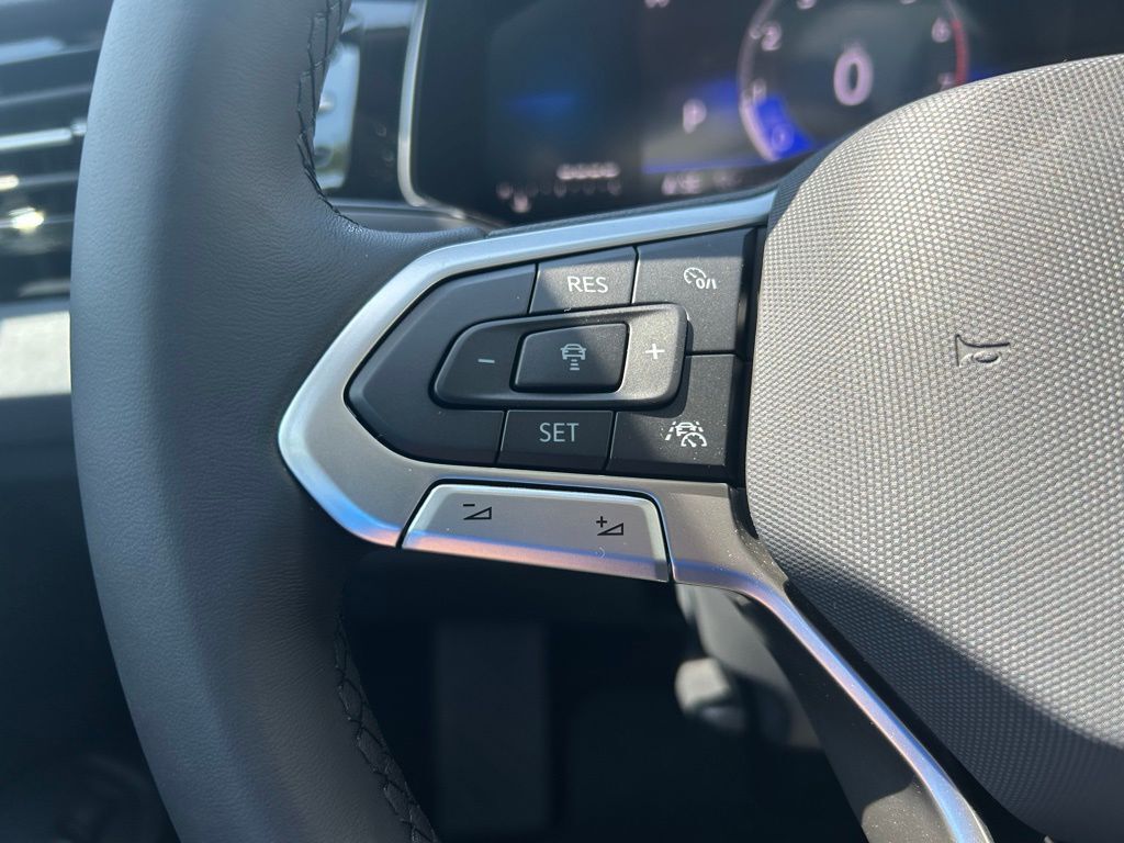 2025 Volkswagen Jetta 1.5T SE Tampa FL