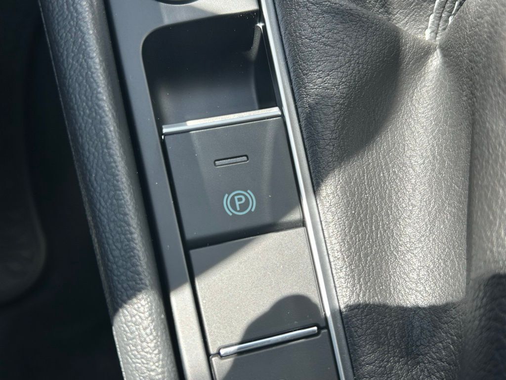 2025 Volkswagen Jetta 1.5T SE Tampa FL