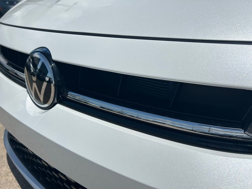 2025 Volkswagen Jetta 1.5T SE Tampa FL