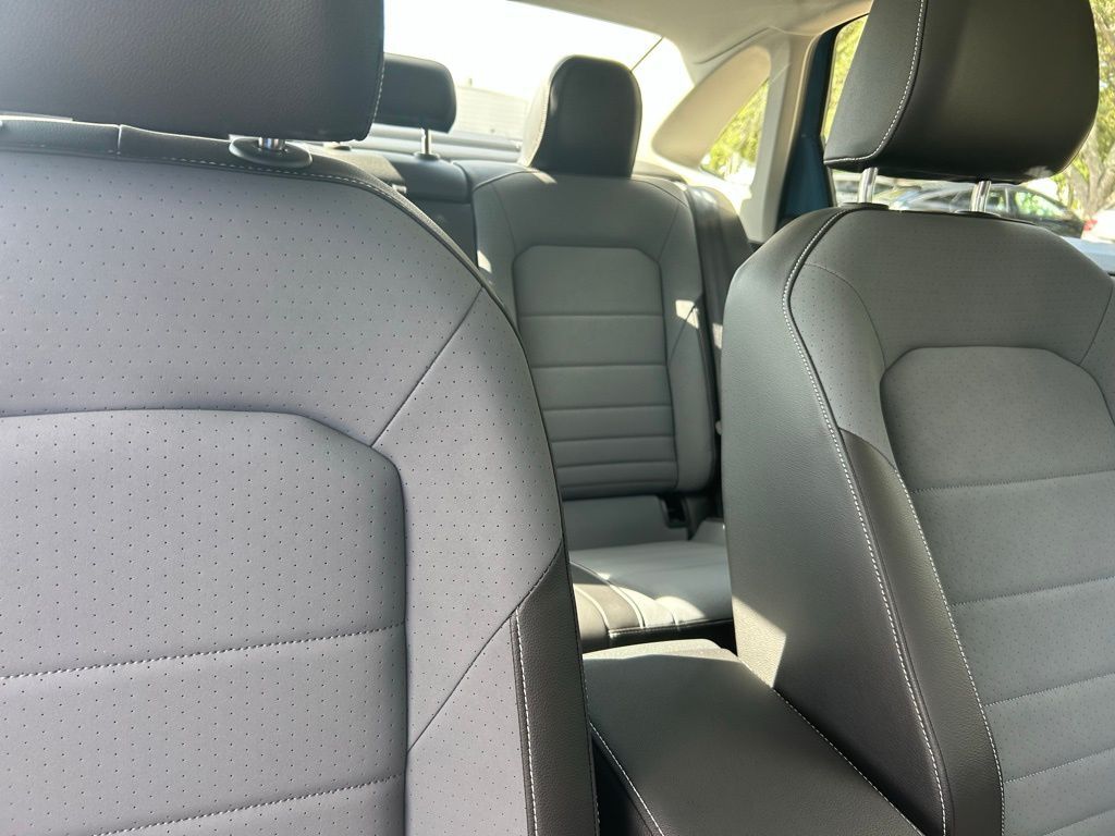 2025 Volkswagen Jetta 1.5T SE Tampa FL