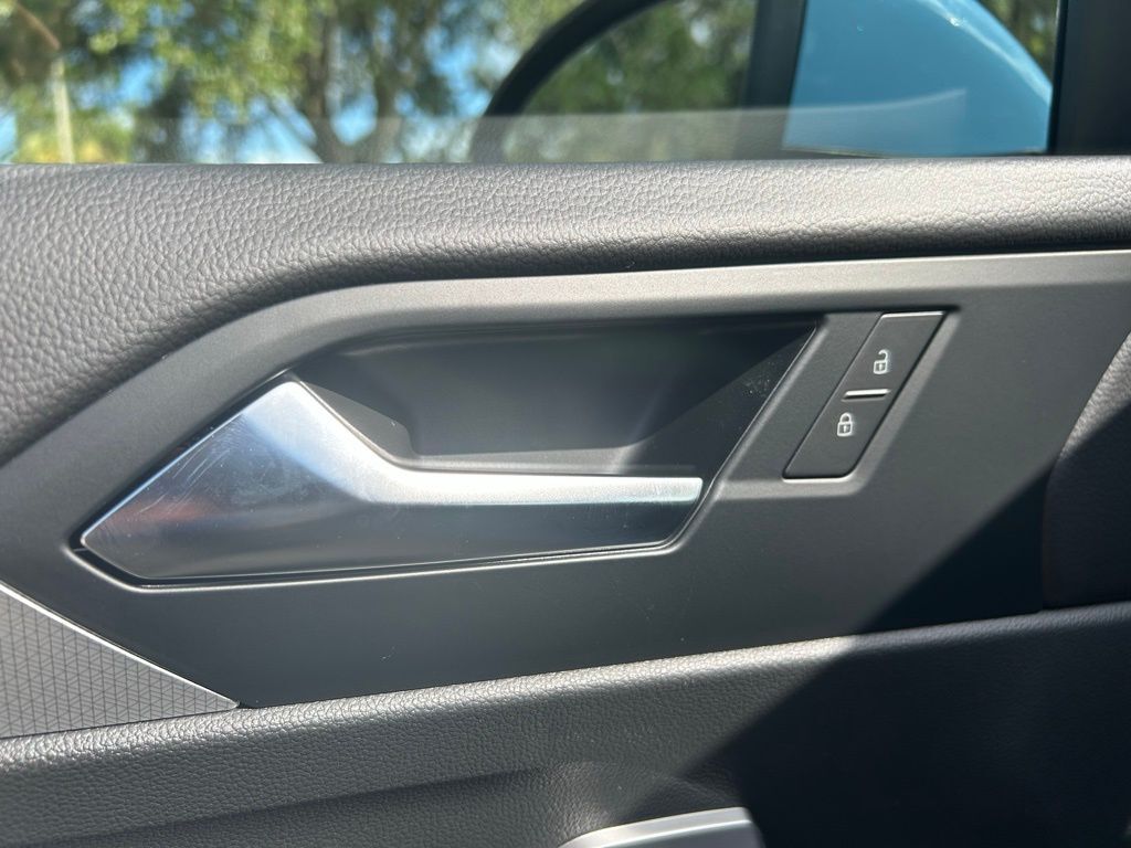 2025 Volkswagen Jetta 1.5T SE Tampa FL
