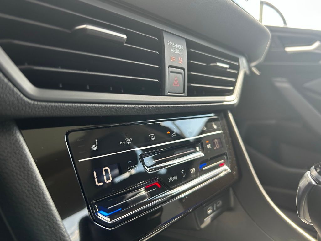 2025 Volkswagen Jetta 1.5T SE Tampa FL
