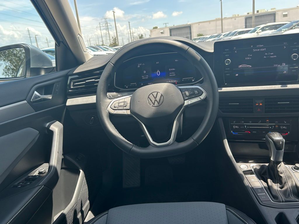 2025 Volkswagen Jetta 1.5T SE Tampa FL