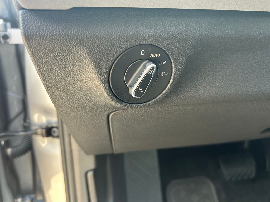 2025 Volkswagen Jetta 1.5T SE Tampa FL