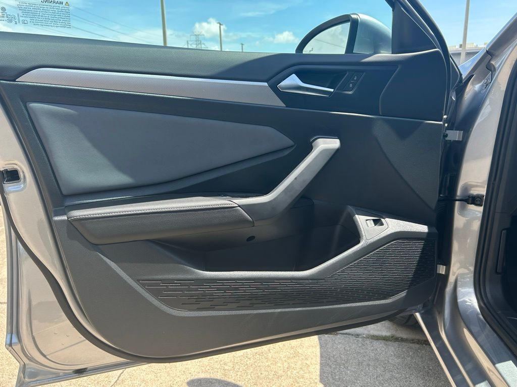 2025 Volkswagen Jetta 1.5T SE Tampa FL