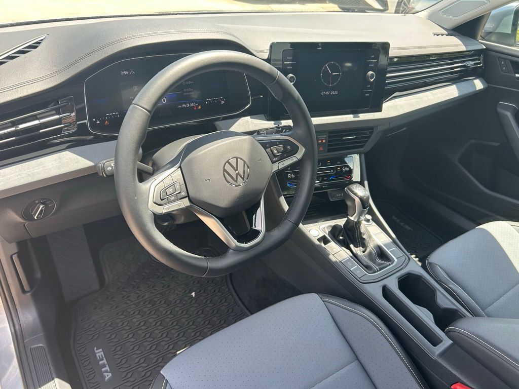 2025 Volkswagen Jetta 1.5T SE Tampa FL