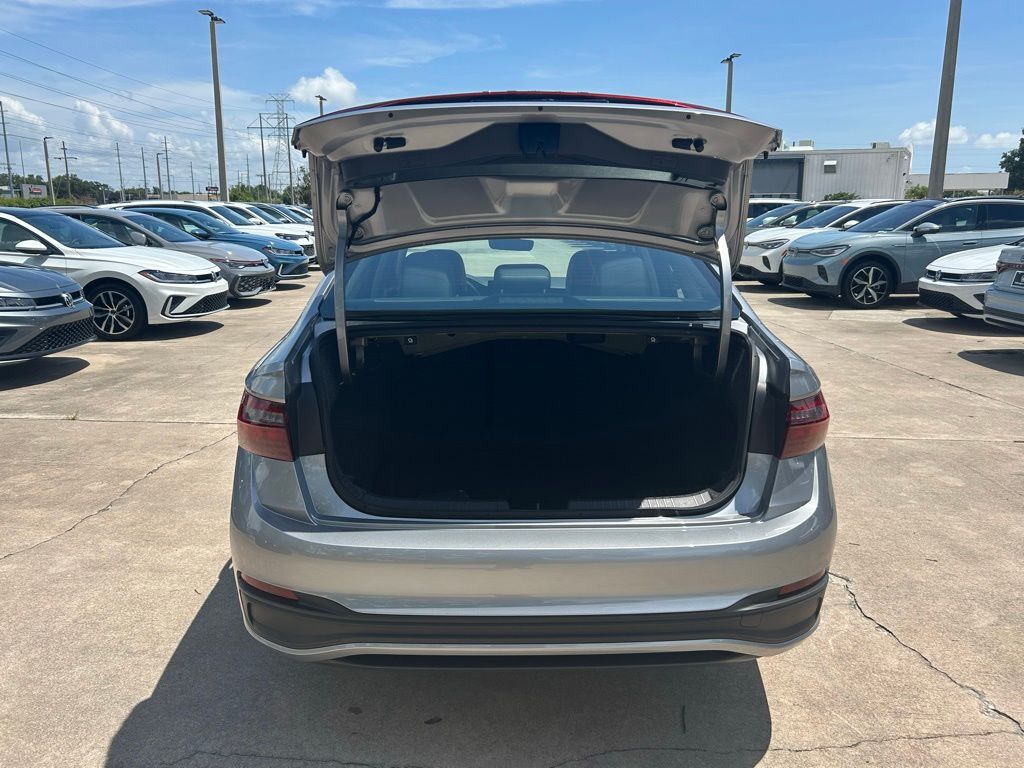 2025 Volkswagen Jetta 1.5T SE Tampa FL