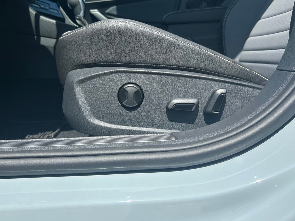 2025 Volkswagen Jetta 1.5T SE Tampa FL