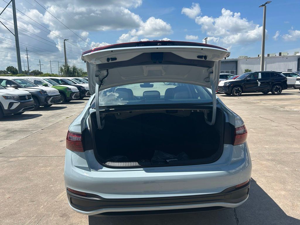 2025 Volkswagen Jetta 1.5T SE Tampa FL