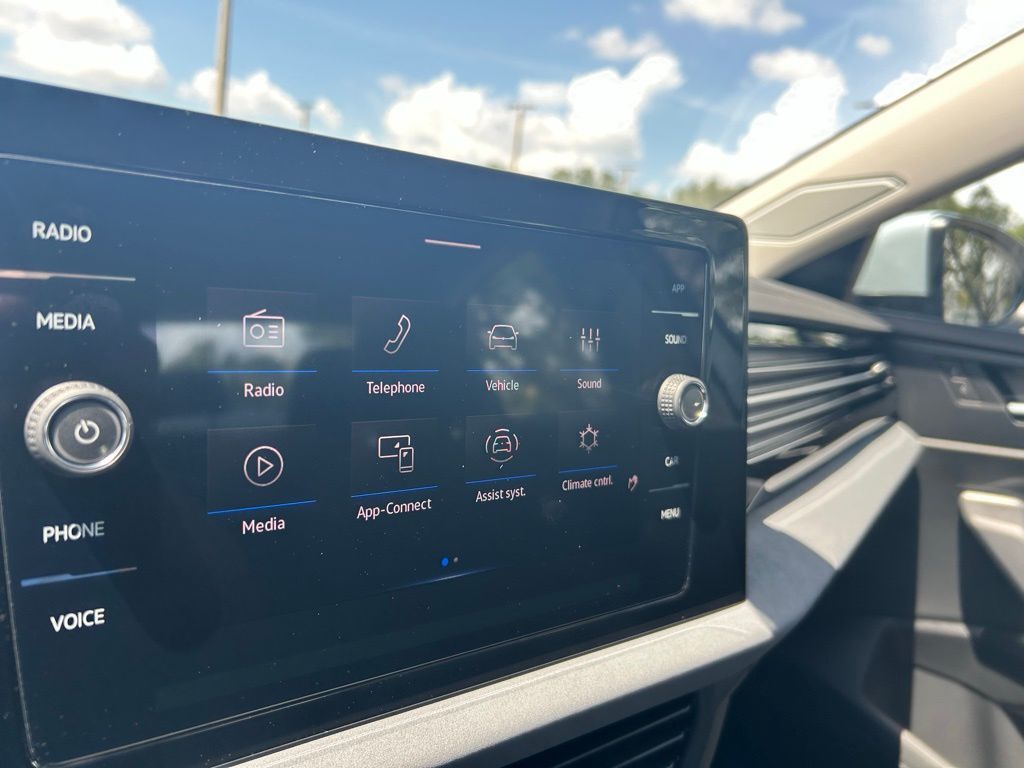 2025 Volkswagen Jetta 1.5T SE Tampa FL