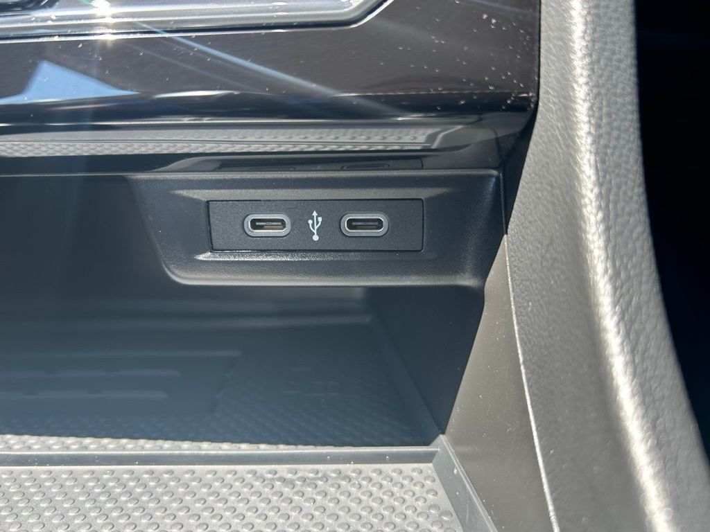 2025 Volkswagen Jetta 1.5T SE Tampa FL