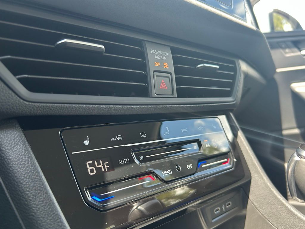 2025 Volkswagen Jetta 1.5T SE Tampa FL