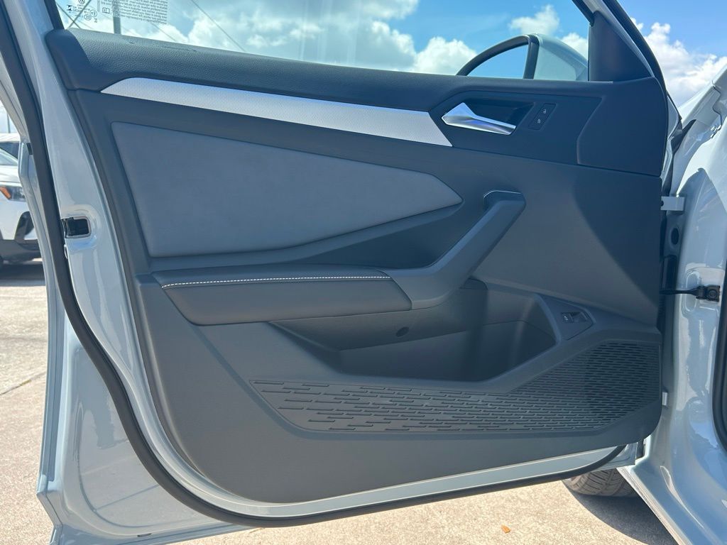 2025 Volkswagen Jetta 1.5T SE Tampa FL