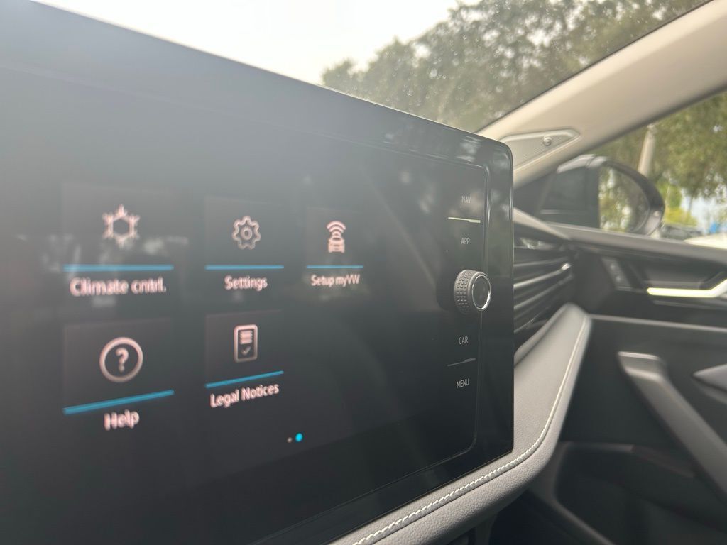 2025 Volkswagen Jetta 1.5T SEL Tampa FL