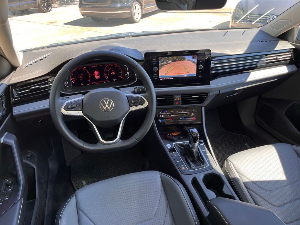 2025 Volkswagen Jetta 1.5T SEL Tampa FL