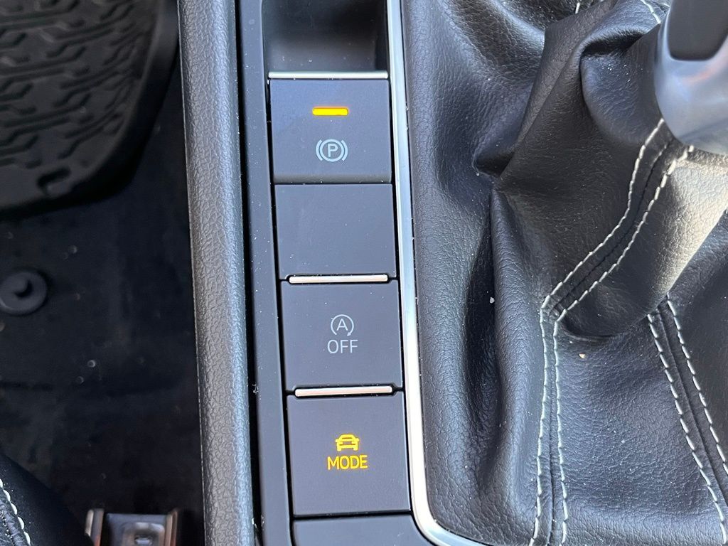 2025 Volkswagen Jetta 1.5T SEL Tampa FL