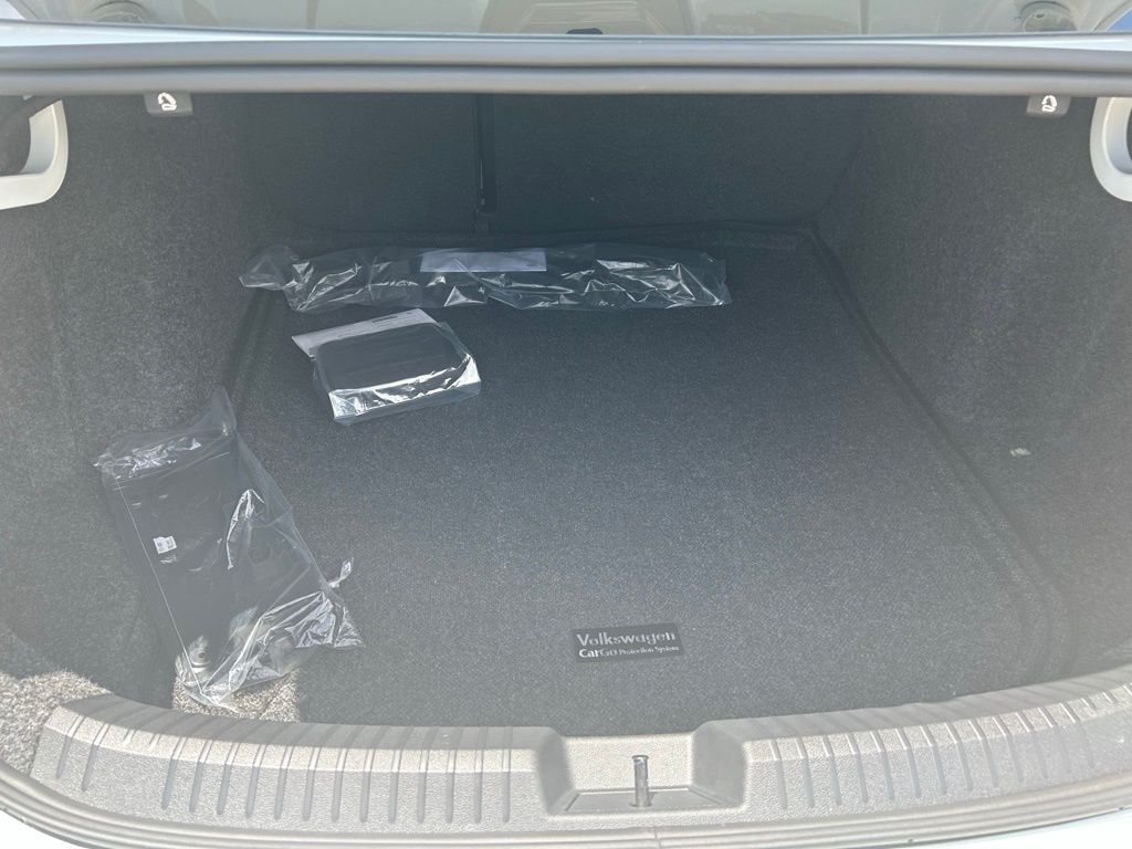 2025 Volkswagen Jetta 1.5T SEL Tampa FL
