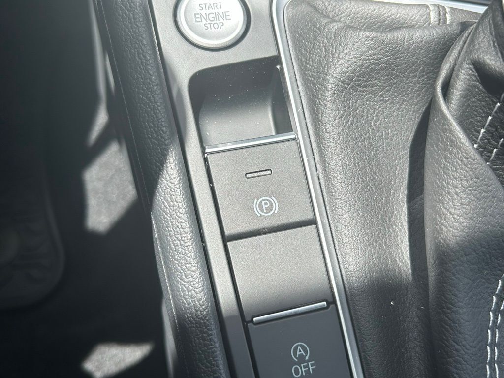 2025 Volkswagen Jetta 1.5T SEL Tampa FL