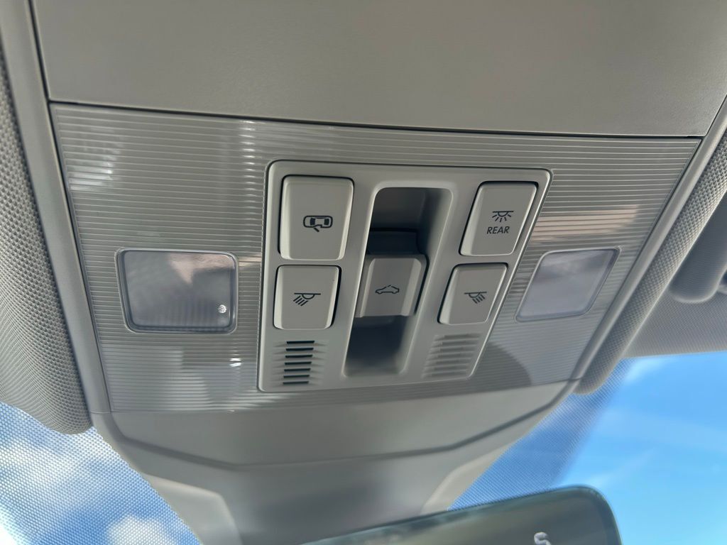 2025 Volkswagen Jetta 1.5T SEL Tampa FL
