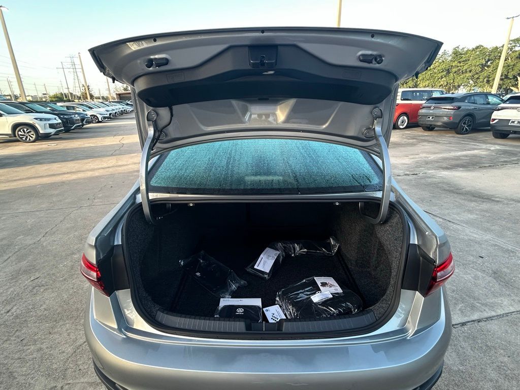 2025 Volkswagen Jetta 1.5T Sport Tampa FL