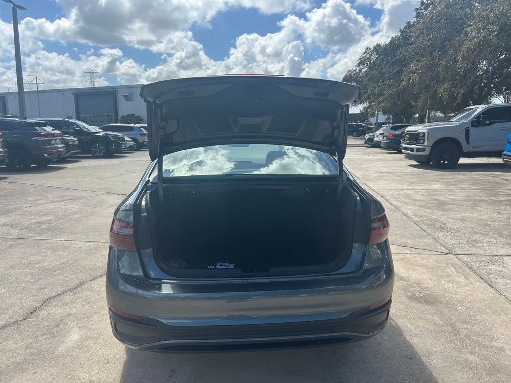 2025 Volkswagen Jetta 1.5T Sport Tampa FL